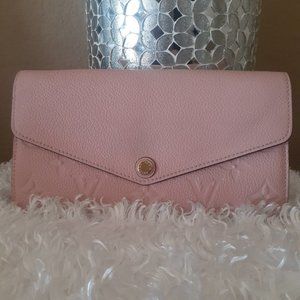 Louis Vuitton sarah long wallet rose color